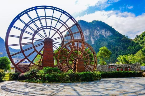 广西最美长寿之乡，依山傍水绿树成荫，百岁老人还超过70位