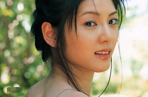 刘怡君现状老公是谁(如今两人也是定居在新加坡)(3)_