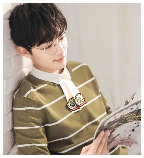 肖战最爱喝的一种饮料，00后却嫌弃难以下咽，粉丝心疼：别喝了