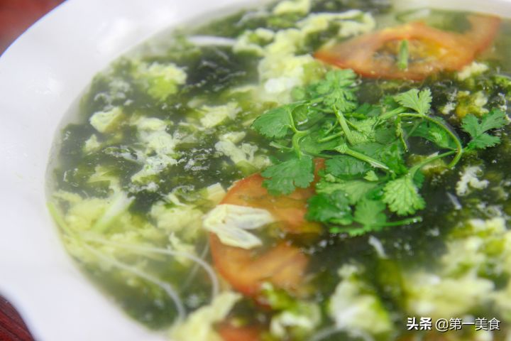 清淡紫菜汤怎么做（清淡好吃紫菜蛋花汤步骤）