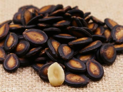 西瓜子怎么剥开？西瓜子的正确吃法