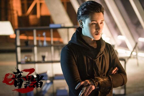 暗黑者darker真实身份，暗黑(暗黑者小说darker真实身份)