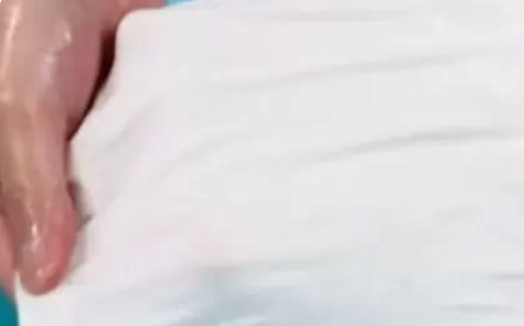 衣服发黄怎么清洗最有效,白衣服发黄怎么洗可以变白图5