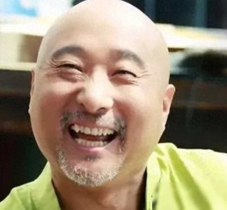 ​1999年，陈佩斯事业当红，妻子深谋远虑，悄悄用70万私房钱