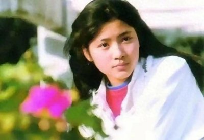 ​吉雪萍现状：女儿去世5年后，成心理咨询师，3个儿子都随富商老公