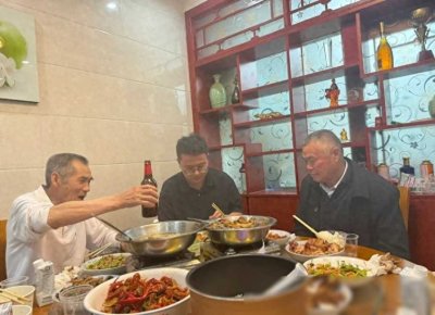 ​实在想不到！昨天女儿男友来家里拜访，我和老婆忙前忙后做了15