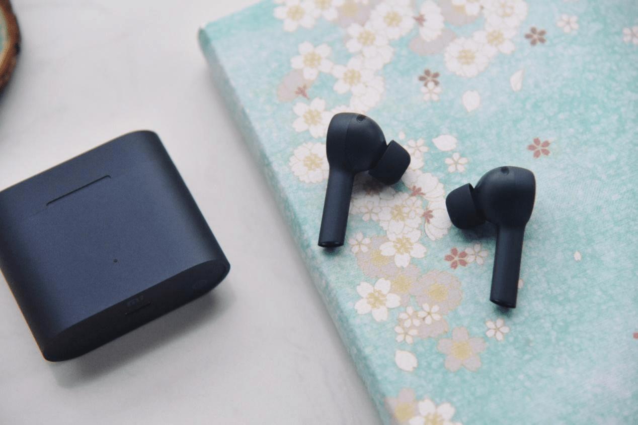入耳式蓝牙耳机哪个音质好（入耳看不见隐形蓝牙耳机推荐）