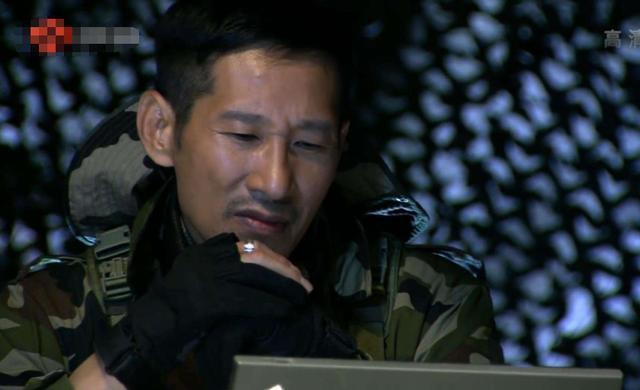 王劲松一人就能演一部缉毒大剧，从警察到毒枭，网友：毫无违和感