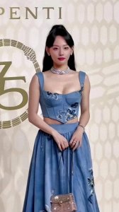 ​魅力女神张嘉倪