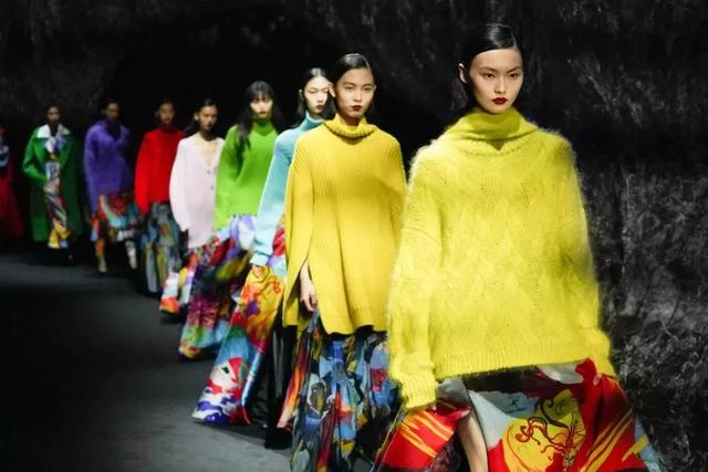 鄂尔多斯旗下品牌有几个(妈妈最爱的牌子)(22)