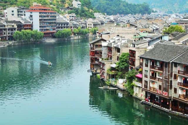 中国十大著名古村落(中国十大名村叫什么名字)
