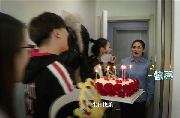 《我是大明星》年度四强即将诞生！李鑫“巨大惊喜”送给谁？