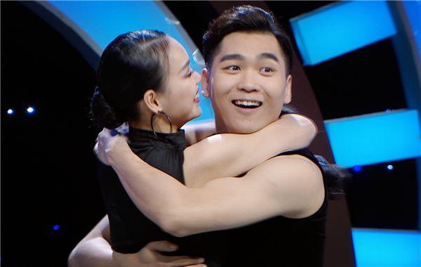 《我是大明星》年度四强即将诞生！李鑫“巨大惊喜”送给谁？