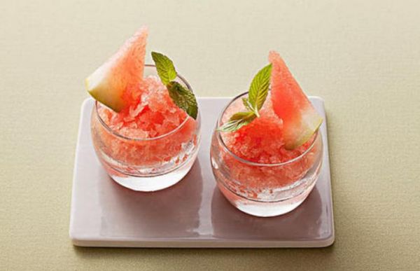 吃西瓜能喝白葡萄酒吗