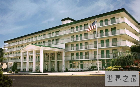 世界上最恐怖的学校，纽约大学广场曾埋葬20000具骸骨