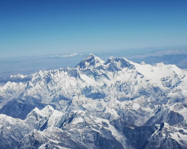 世界上最长的山脉：是喜马拉雅山长度的3倍还多，横跨7个国家