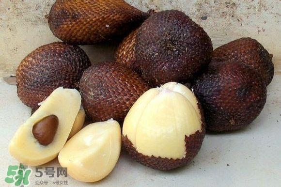 蛇皮果吃了会上火吗？蛇皮果吃了会不会皮肤过敏？