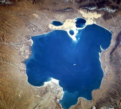 中国最大的咸水湖是哪个