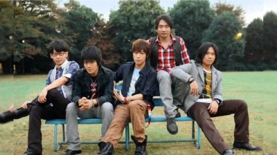 ​周杰伦与五月天：华语乐坛的龙卷风传奇