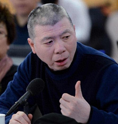 冯小刚的两婚两妻:前妻张娣至今未婚,现任徐帆至今不生育