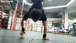 健身常练的核心力量是哪些部位(会练核心力量的人)(12)