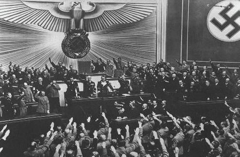 法西斯和法兰斯有什么区别