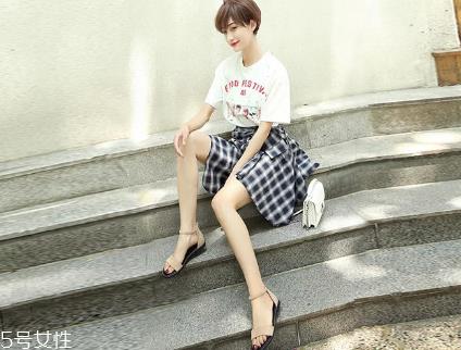 夏天穿什么凉鞋舒服?夏天适合穿什么凉鞋? 夏天穿什么凉鞋舒服?夏天适合穿什么凉鞋?