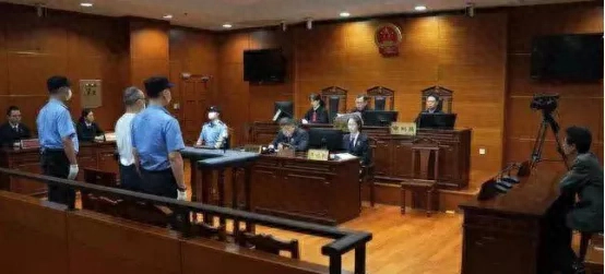 上海小红楼事件(回顾上海红楼事件)