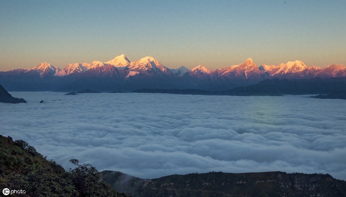 牛背山,360度全方位“中国最大的观景平台”和绝佳摄影圣地