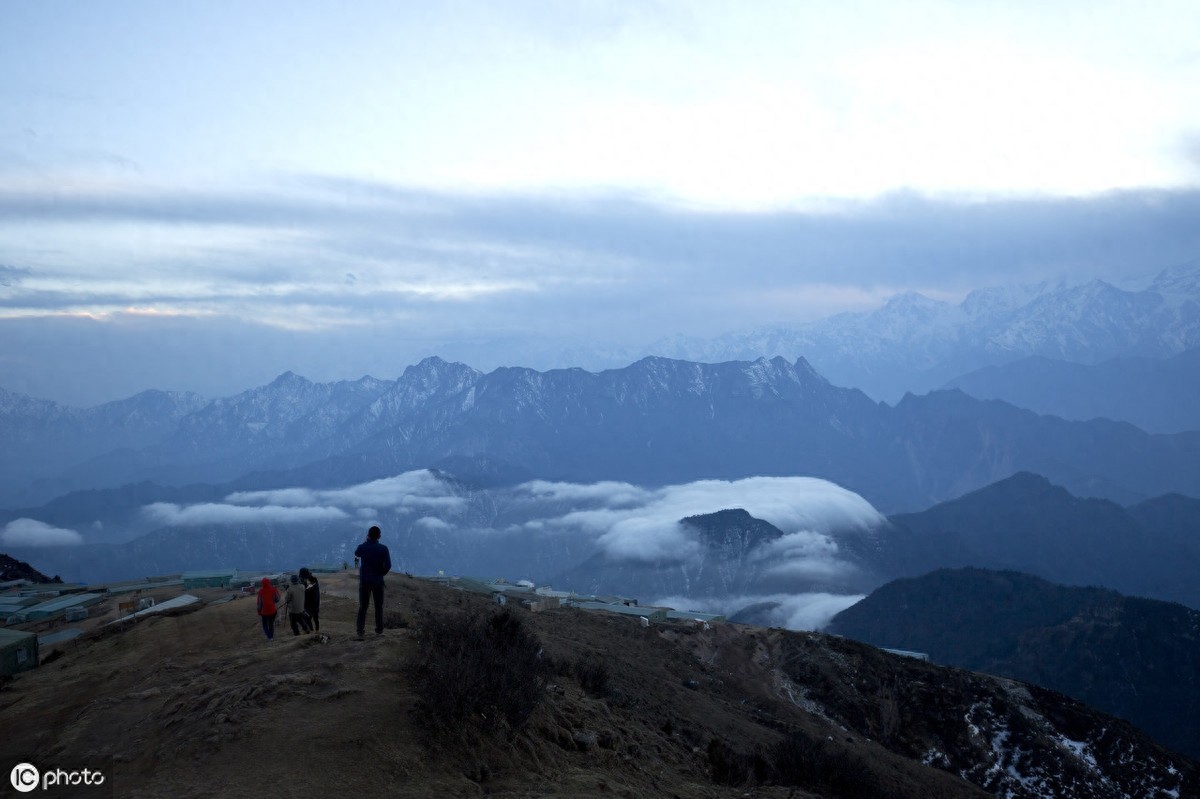 牛背山,360度全方位“中国最大的观景平台”和绝佳摄影圣地