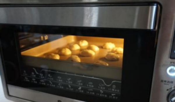 隔夜炸鸡如何烤箱回脆,炸鸡怎么保存第二天还是脆脆的呢图4