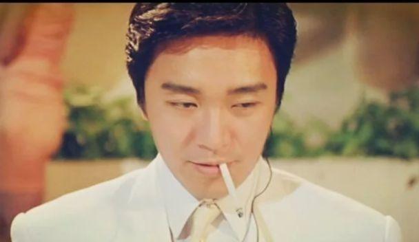 张立东表白女神曾莞婷：暗恋4年了，称这次是认真的