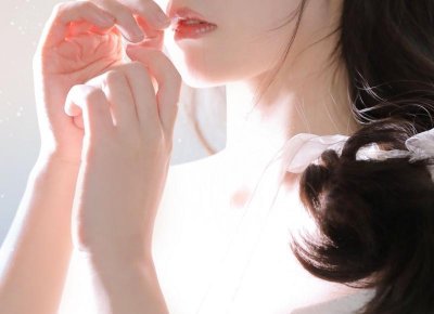 ​想要夹腿怎么办 女生为什么爱夹腿