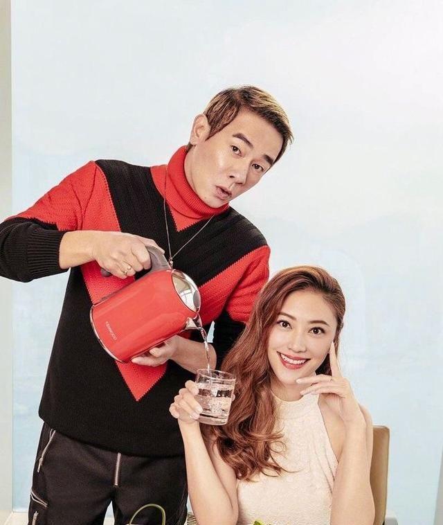 有一种宠溺叫陈小春与应采儿。他们俩才是天造地设的一对？