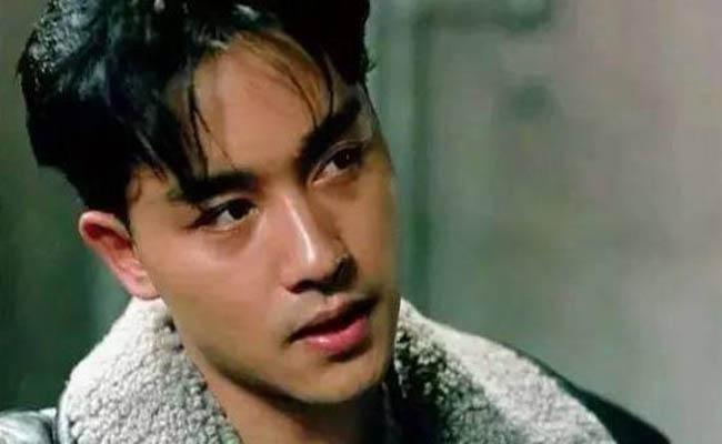 《英雄本色2》五位过世演员，其中一人是郑少秋的老师