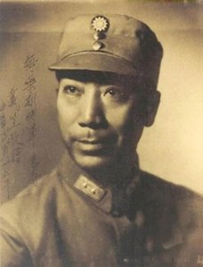 ​戴笠死后，毛人凤是如何把郑介民挤出军统的？郑介民老婆也有功劳