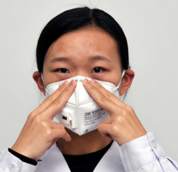 一次性口罩可以喷酒精消毒,一次性防护服能用酒精消毒吗图5