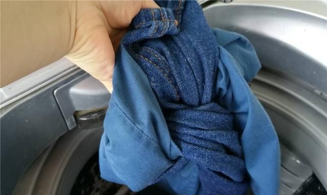 滚筒洗衣机和波轮洗衣机，滚筒洗衣机和波轮洗衣机哪个更实用耐用，为什么？图6