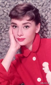 ​世界公认百年来最美的五位美女是谁？中国第一次上榜的又是谁？