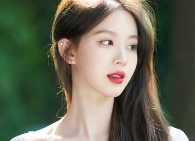 ​李雨桐薛之谦（李雨桐宣布当妈喜讯）