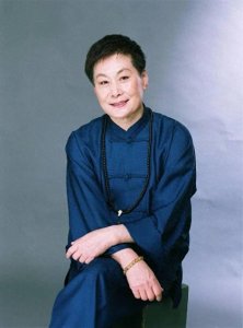 ​女武生裴艳玲：9岁成名泪水多，47岁再婚嫁给年迈恩师