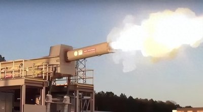 ​电磁炮的恐怖威力：200公里射程，5到10马赫速度