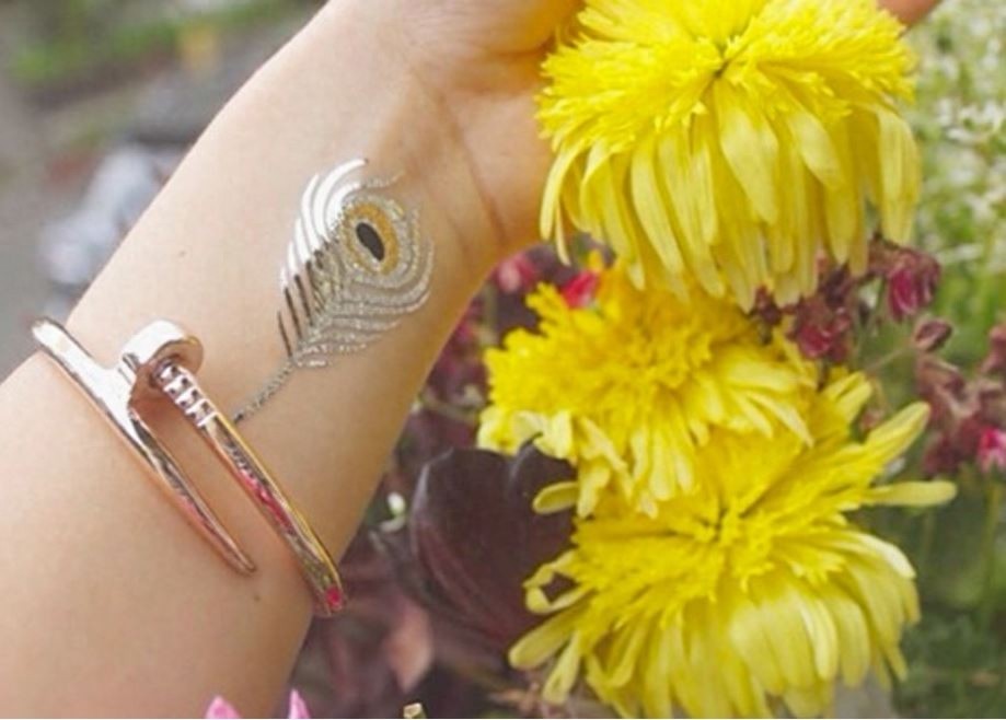 我们最爱的闪闪发光纹身贴纸!大家都来亮一”夏”吧~