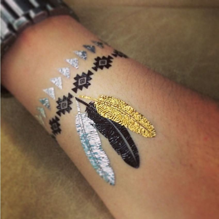 我们最爱的闪闪发光纹身贴纸!大家都来亮一”夏”吧~