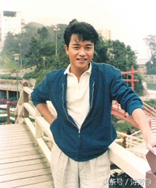 曝光张国荣年轻时候的一组照片，帅到没朋友！