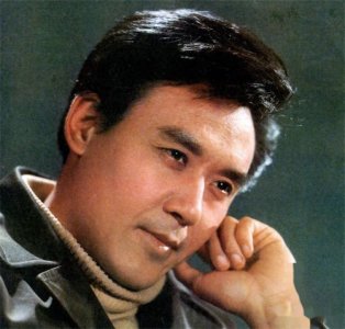 ​国家一级演员达式常：一生只爱一人，至今不愿买车，83岁还在拍戏