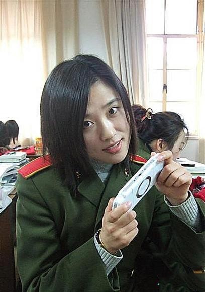 意想不到:揭秘军校女生的日常生活