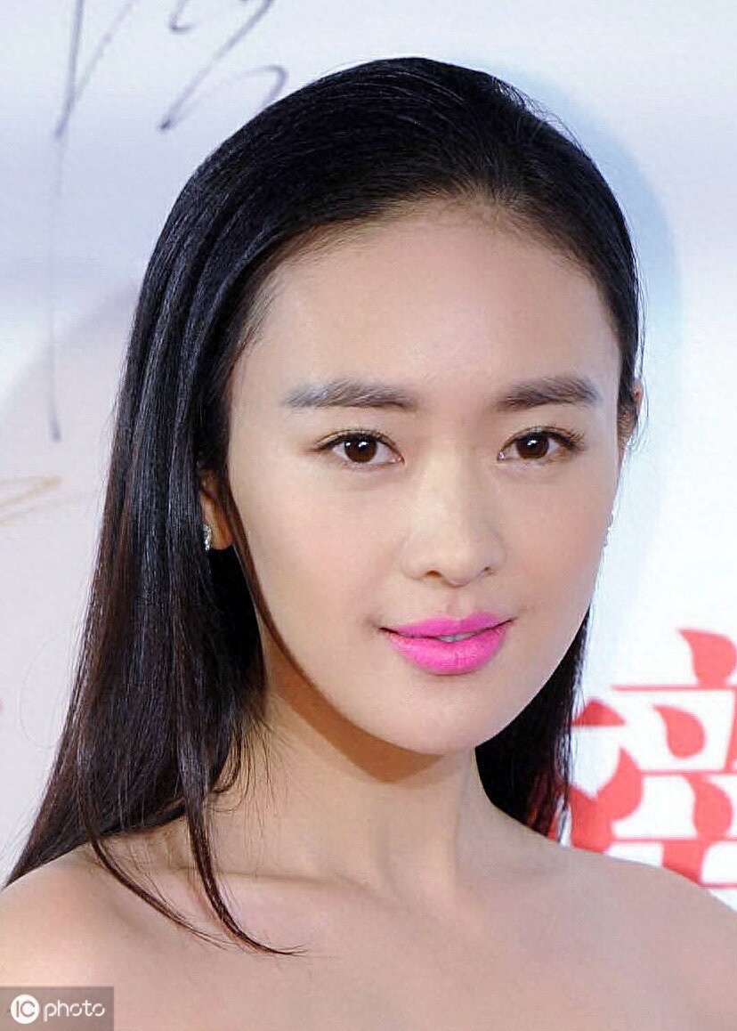 童瑶的一些简介，她因王凯剧中的姐姐走红，片约越来越好了