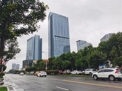 ​西安网红书店：蓝海风.万邦书店是一家以书为媒的小资商场