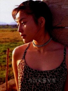 ​濑户朝香才是真尤物35岁仍旧饱满性感，迷死人了